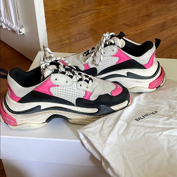Balenciaga triple S size 39 - Picture 3 of 5